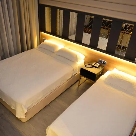 Oasis Hotel
