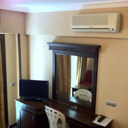 Oasis فندق