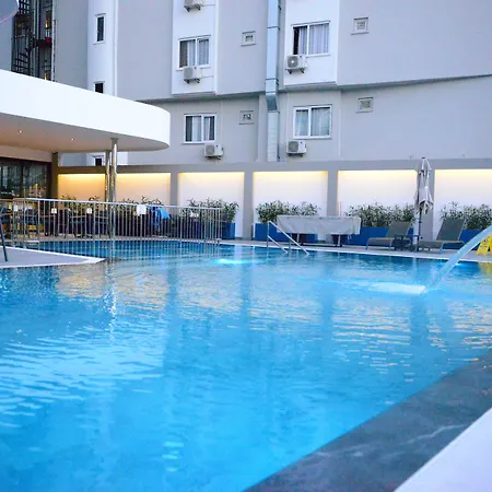 Oasis Szálloda 3*